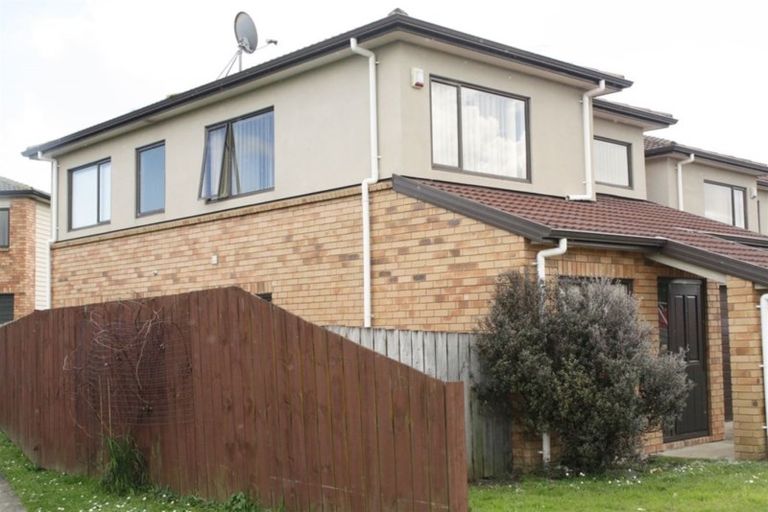Photo of property in 73 Naylors Drive, Mangere, Auckland, 2022