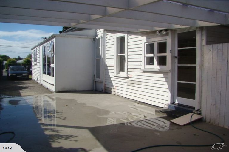 Photo of property in 3/160 Edgeware Road, Edgeware, Christchurch, 8013