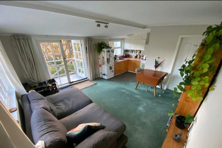 Photo of property in 2 Caprera Street, Melrose, Wellington, 6023