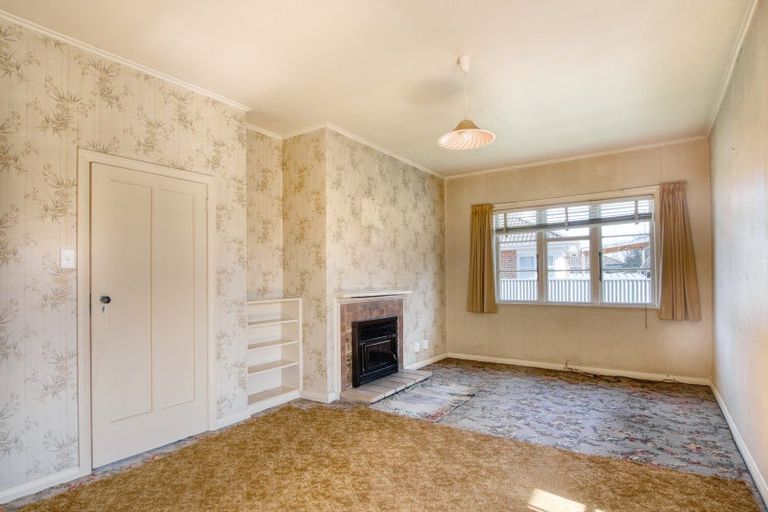 Photo of property in 129 Savage Crescent, West End, Palmerston North, 4412