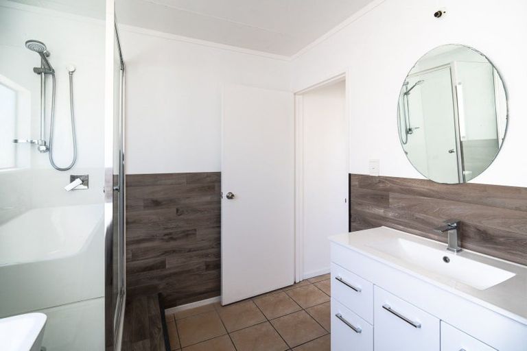 Photo of property in 247 Flaxmere Avenue, Flaxmere, Hastings, 4120