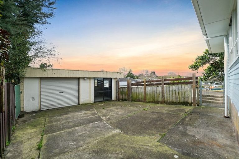 Photo of property in 7 Leonard Place, Otara, Auckland, 2023
