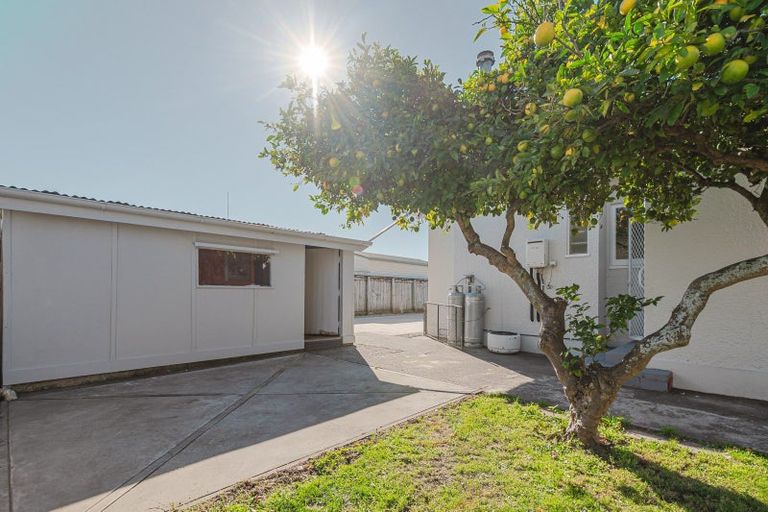 Photo of property in 1103 Saint Aubyn Street East, Parkvale, Hastings, 4122