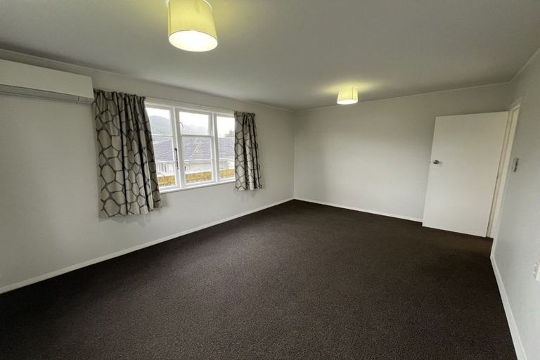 Photo of property in 1/45 Pine Avenue, Ebdentown, Upper Hutt, 5018