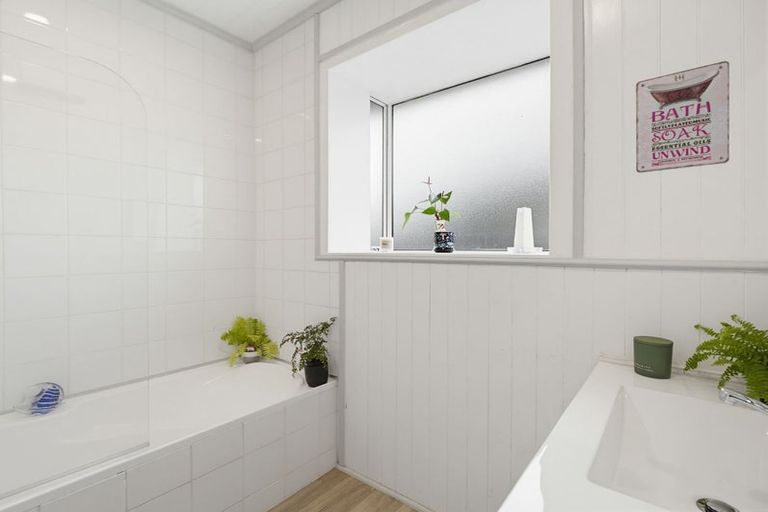 Photo of property in 13 Cossar Street, Burwood, Christchurch, 8083