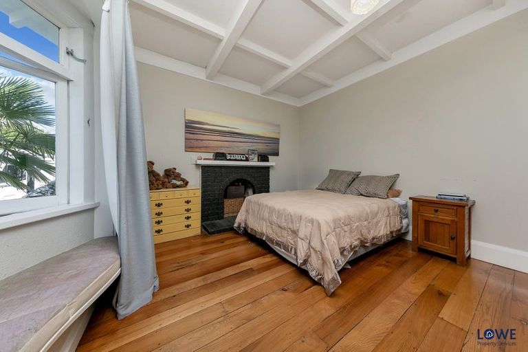 Photo of property in 60 Ngataringa Road, Devonport, Auckland, 0624