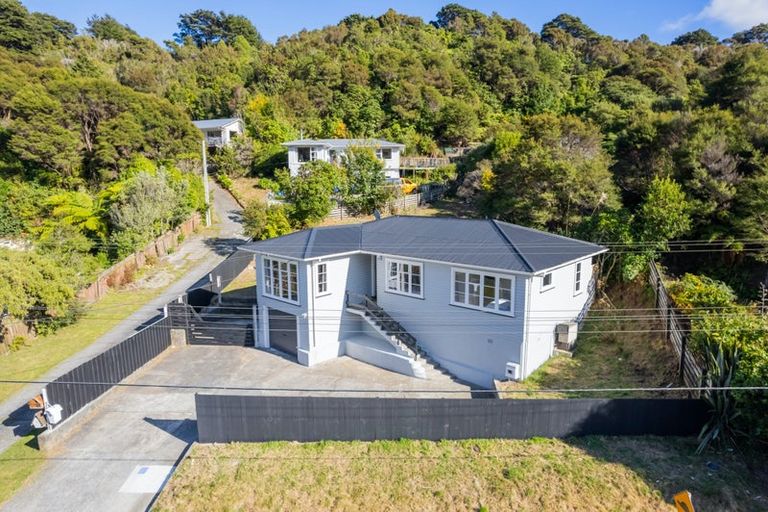 Photo of property in 87 Hair Street, Wainuiomata, Lower Hutt, 5014