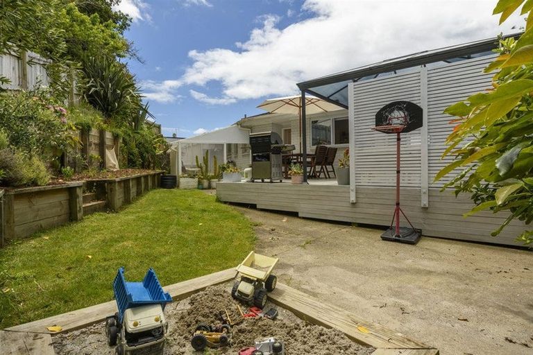 Photo of property in 552 Otumoetai Road, Matua, Tauranga, 3110