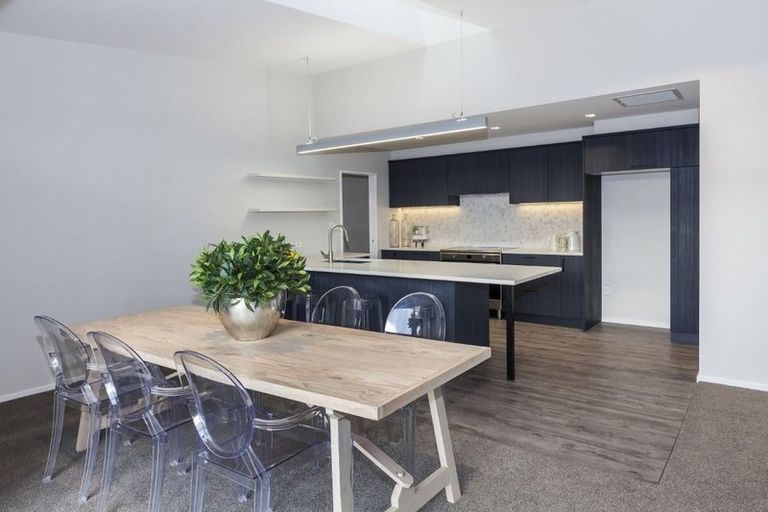 Photo of property in 5 Picadilly Avenue, Casebrook, Christchurch, 8051