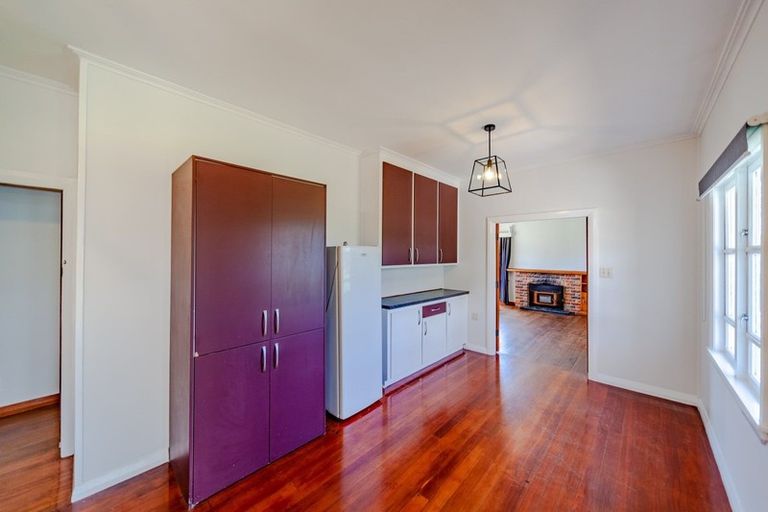 Photo of property in 83 Racecourse Road, Waipukurau, 4200