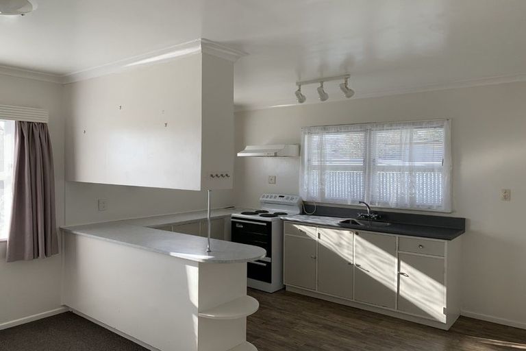 Photo of property in 3 Selwyn Street, Levin, 5510