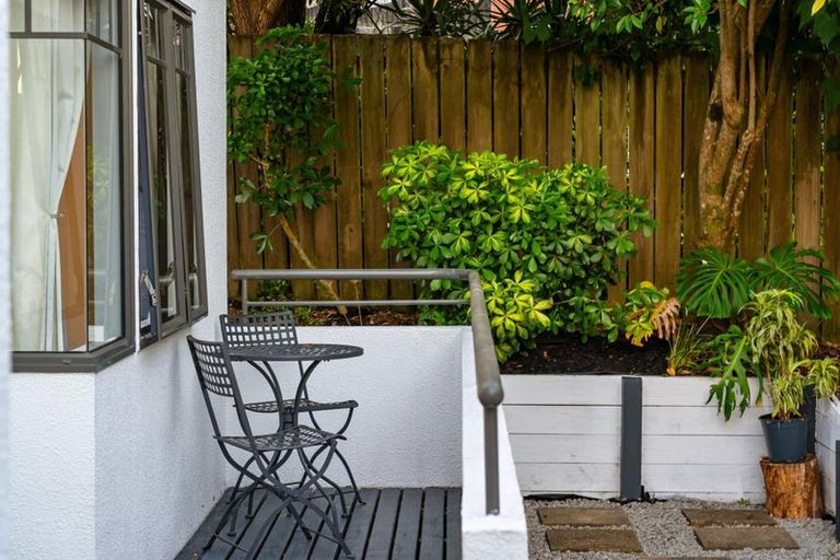 Photo of property in 56 Garton Drive, Massey, Auckland, 0614