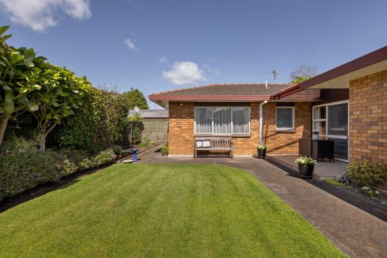 Photo of property in 86 Edgecumbe Road, Tauranga, 3110