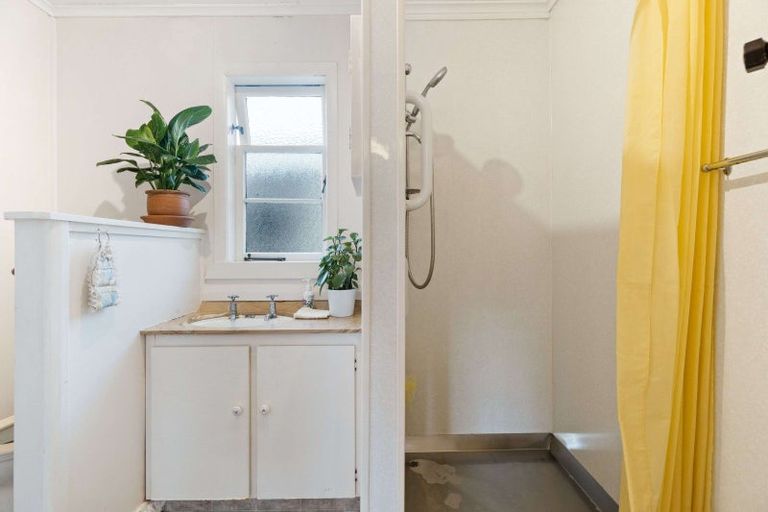 Photo of property in 46 Queen Street, Cambridge, 3434