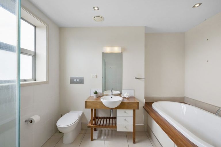 Photo of property in Quarterdeck, 12/4 Buller Street, New Plymouth, 4310