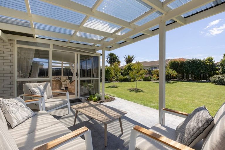 Photo of property in 10 Azalea Dell, Mount Maunganui, 3116