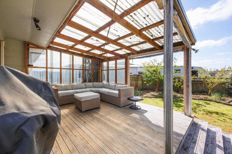 Photo of property in 18 Thomas Place, Foxton Beach, Foxton, 4815