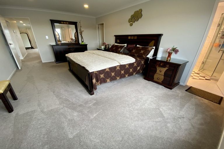 Photo of property in 32 Goodfellow Lane, Flat Bush, Auckland, 2019