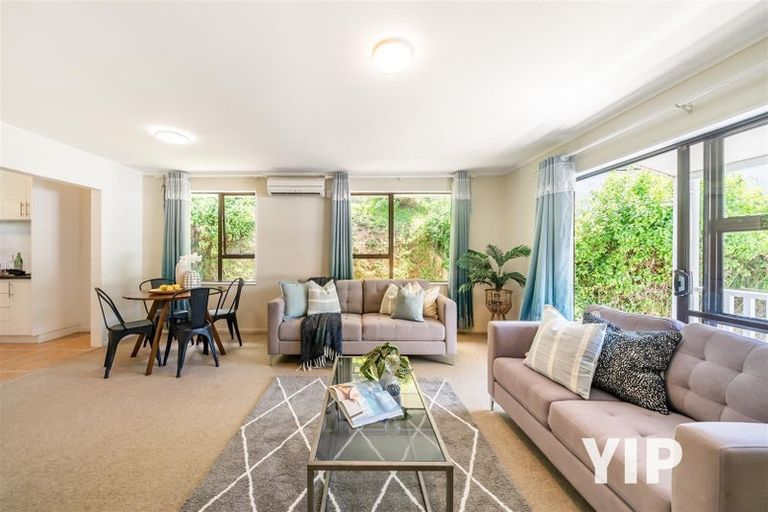 Photo of property in 93a Broderick Road, Johnsonville, Wellington, 6037