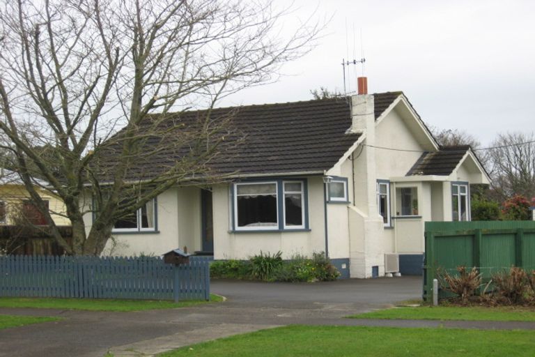 Photo of property in 30 The Avenue, Levin, 5510