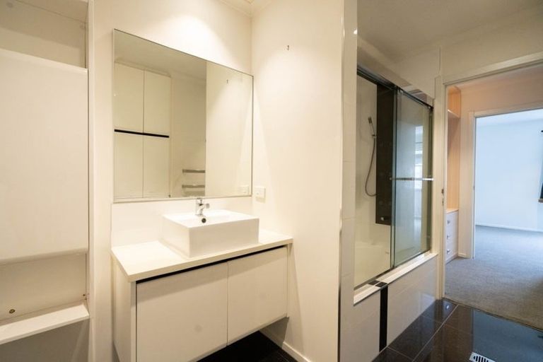 Photo of property in 162u7 Massey Street, Frankton, Hamilton, 3204