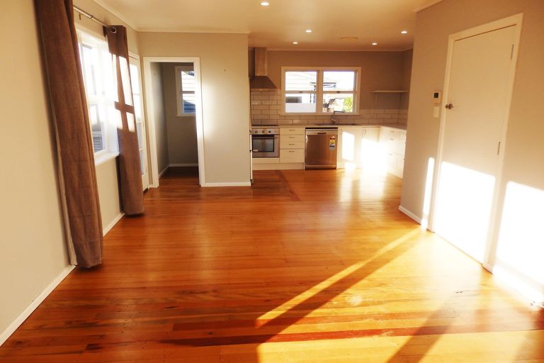 Photo of property in 8 Richmond Street, Cambridge, 3434