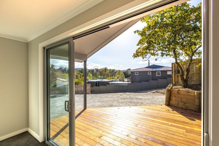 Photo of property in 45 Great North Road, Waipawa, 4210