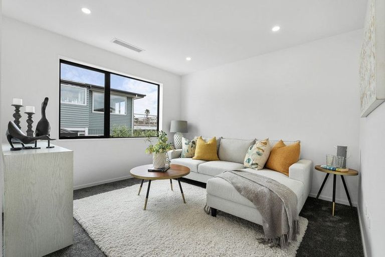 Photo of property in 12d Rewi Street, Torbay, Auckland, 0630