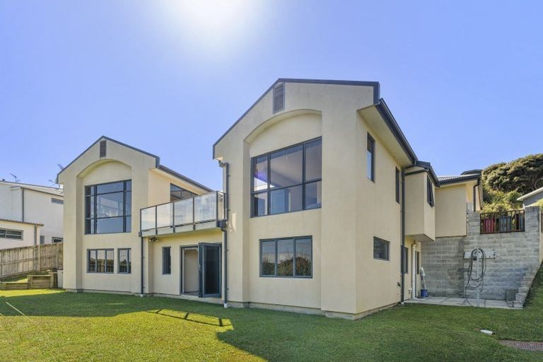 Photo of property in 26 Port Lane, Whitby, Porirua, 5024