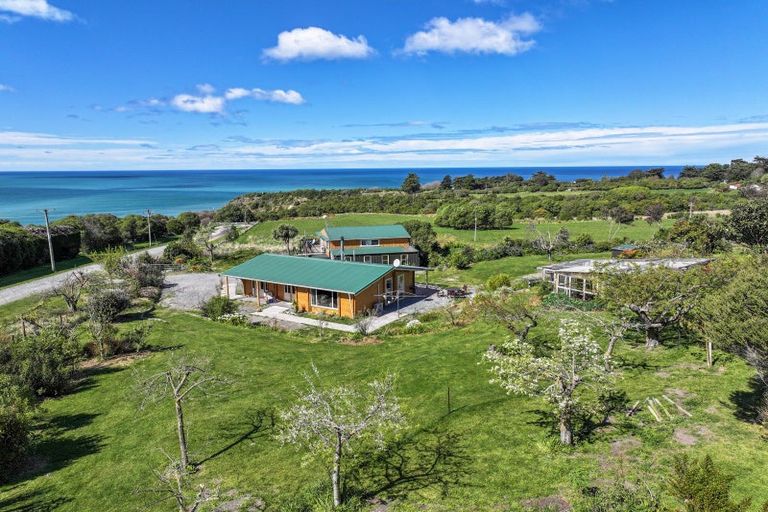 Photo of property in 6 Port Robinson Road, Domett, Cheviot, 7383