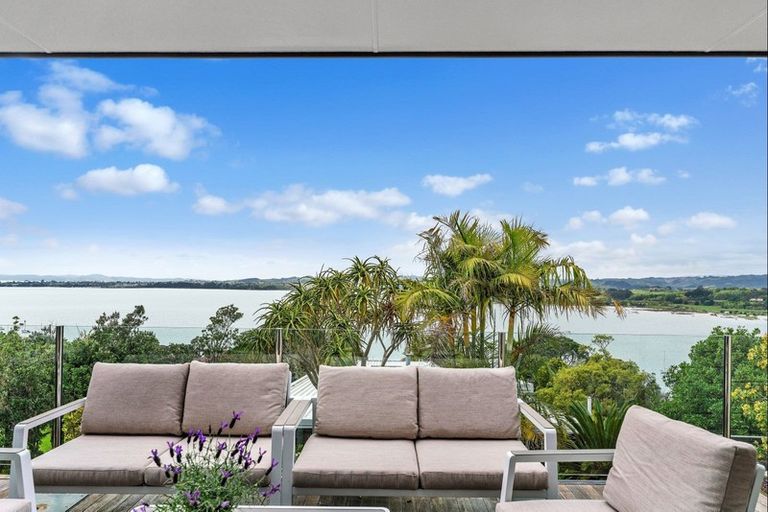 Photo of property in 191a Sandspit Road, Shelly Park, Auckland, 2014