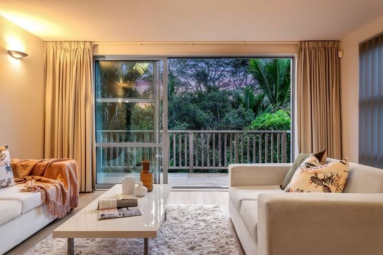 Photo of property in 81 Huia Road, Titirangi, Auckland, 0604