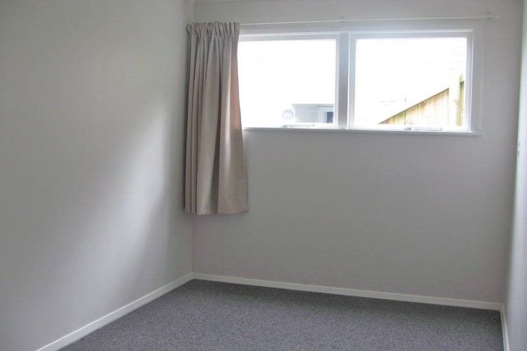 Photo of property in 33 Pembroke Road, Northland, Wellington, 6012