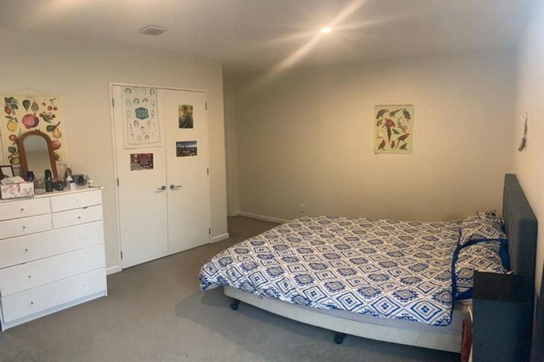 Photo of property in 25u5 Home Street, Mount Victoria, Wellington, 6011