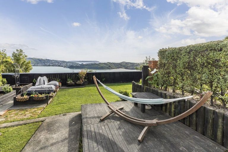 Photo of property in 128 Conclusion Street, Ascot Park, Porirua, 5024