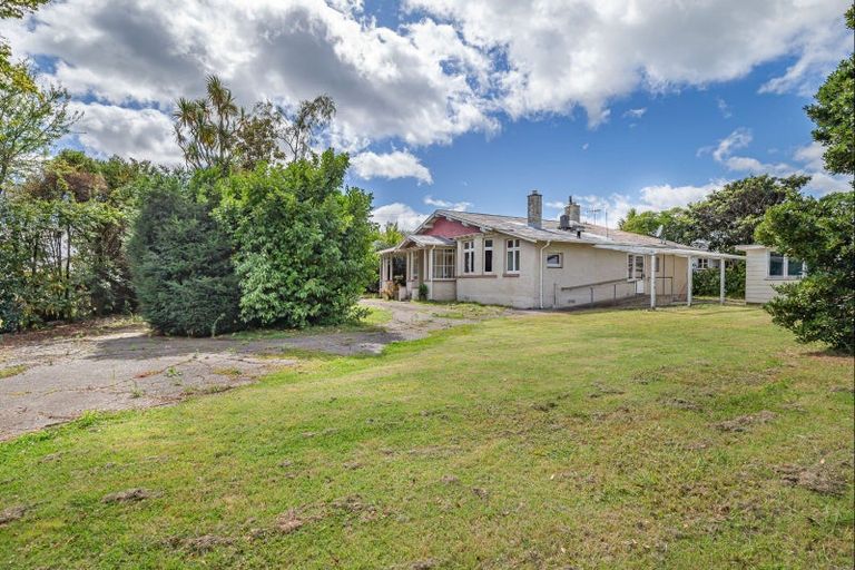 Photo of property in 16 Liverpool Street, Levin, 5510