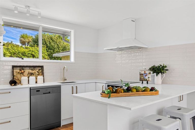 Photo of property in 2/40b Saint Martins Road, Saint Martins, Christchurch, 8022