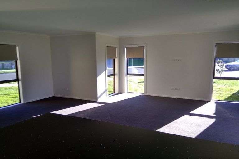 Photo of property in 102 Te Manatu Drive, Huntington, Hamilton, 3210