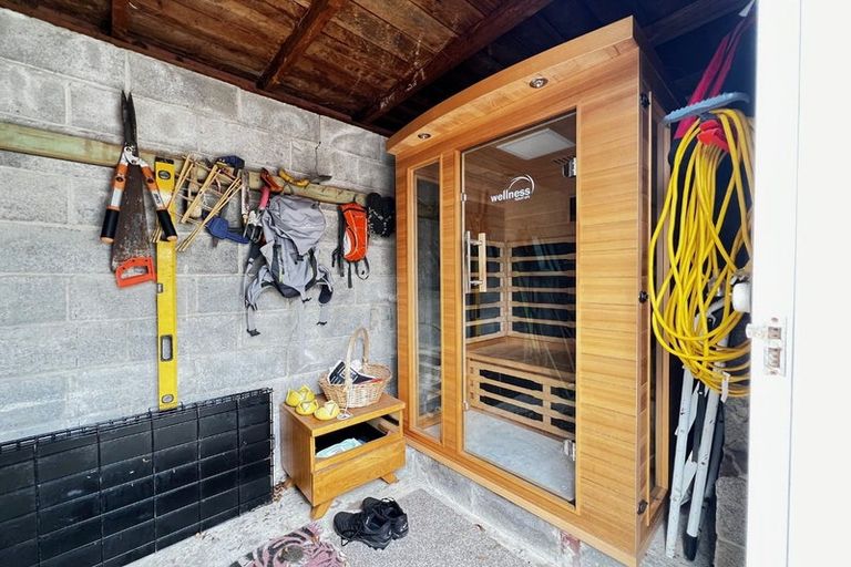 Photo of property in 77 Sunnybrae Road, Hillcrest, Auckland, 0627