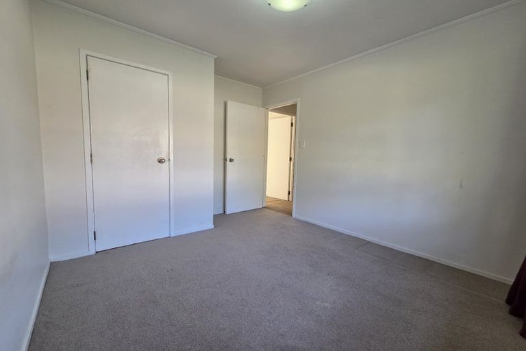 Photo of property in 67 Redoubt Road, Goodwood Heights, Auckland, 2105