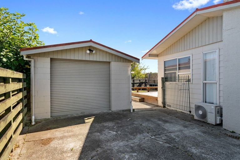 Photo of property in 3 Palliser Place, Milson, Palmerston North, 4414