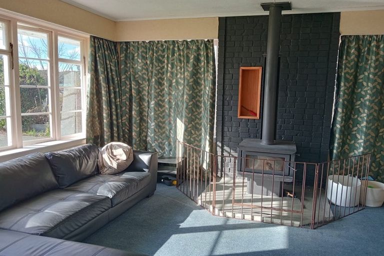 Photo of property in 9 Birch Street, Tuatapere, 9620