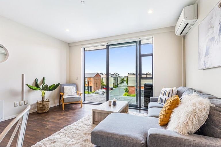 Photo of property in 107/2 Onekiritea Road, Hobsonville, Auckland, 0616