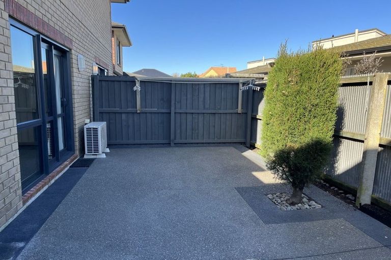 Photo of property in 16 George Street, Riccarton, Christchurch, 8041