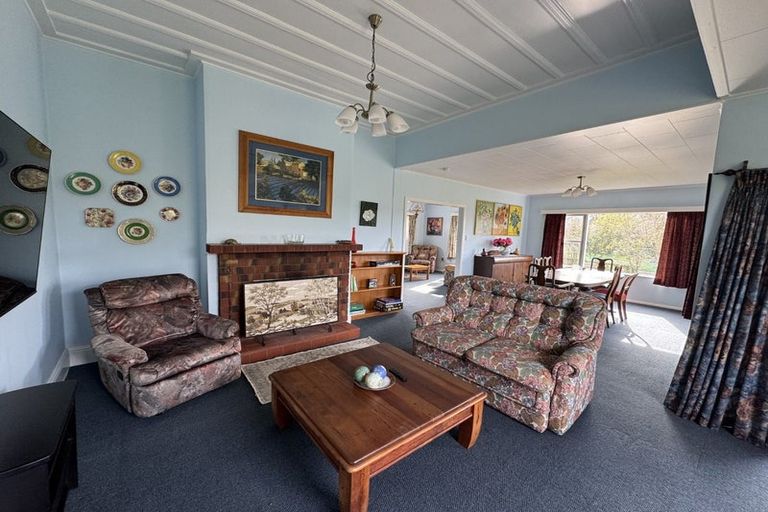 Photo of property in 98 Kereru Road, Maraekakaho, 4171