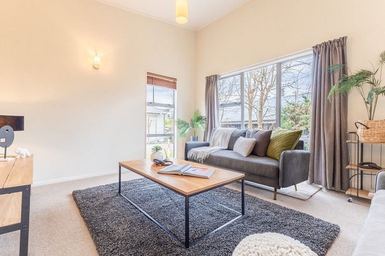 Photo of property in 2a Kokako Road, Otaihanga, Paraparaumu, 5036