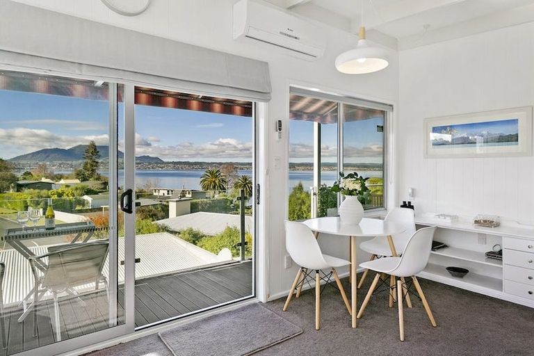 Photo of property in 22 Alberta Street, Acacia Bay, Taupo, 3330