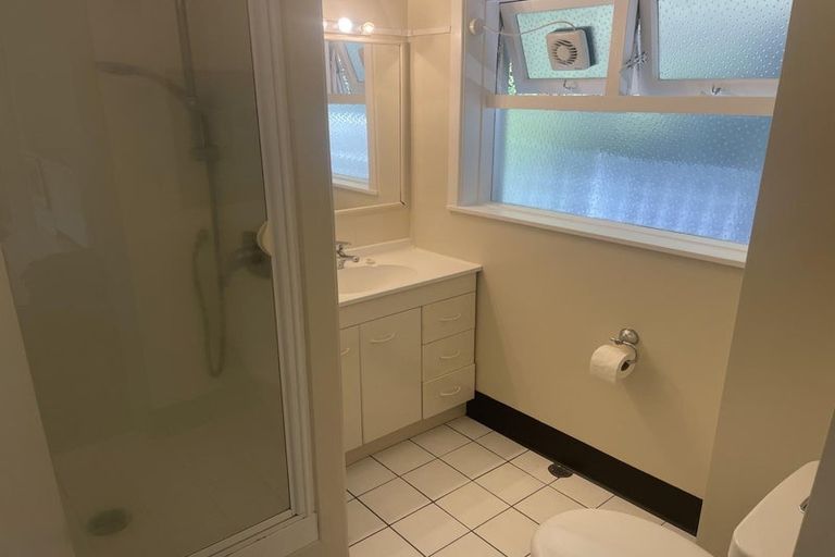 Photo of property in Parkland Flats, 16/51u Adams Terrace, Kelburn, Wellington, 6021