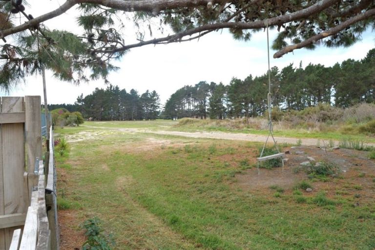Photo of property in 21 Kuparu Place, Ruakaka, 0116