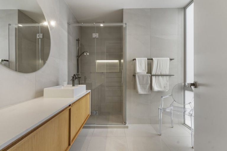 Photo of property in 20 Cameron Street, Takapuna, Auckland, 0622